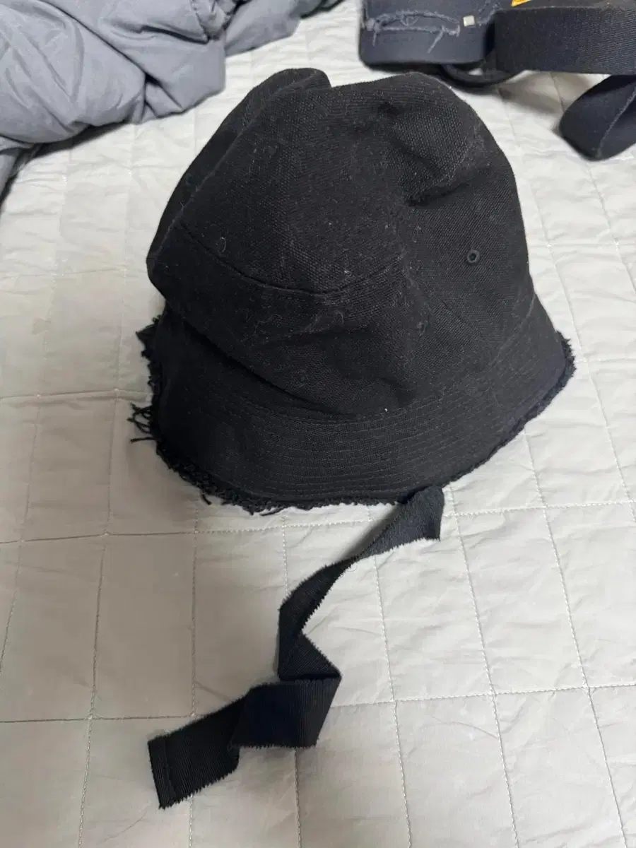 peaceminusone canvas bucket hat #1 black